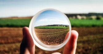 Sehschwächen: Kann man sie ausbremsen? | apomio Gesundheitsblog