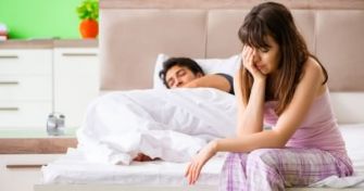 Was steckt hinter dem Sexualkopfschmerz? | apomio Gesundheitsblog