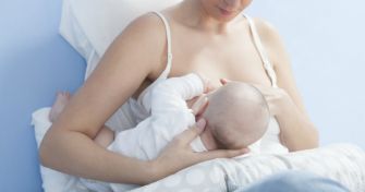 Tipps: Wenn das Stillen nicht klappt | apomio Gesundheitsblog
