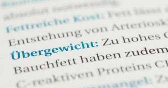 Wie Operationen beim Abnehmen helfen können: Alles über Magenband, Magenbypass & Co. | apomio Gesundheitsblog