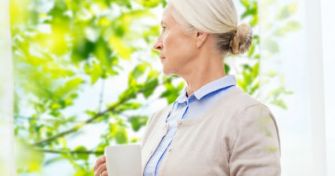 Wie gefährlich ist Flüssigkeitsmangel im Alter? | apomio Gesundheitsblog