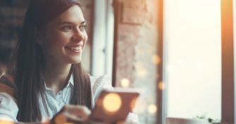 Freie Menstruation – die natürliche Art der Monatshygiene | apomio Gesundheitsblog