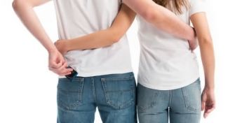 Geschlechtskrankheiten – Alles, was Sie darüber wissen sollten | apomio Gesundheitsblog