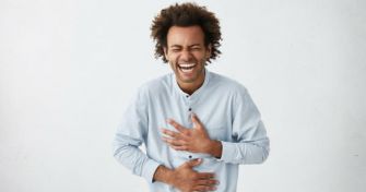 Lachyoga: Mit lachen zu mehr Gesundheit | apomio Gesundheitsblog