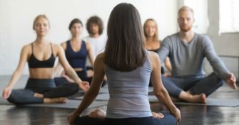 Mantras - Wie Sie Worte der Kraft für sich nutzen können | apomio Gesundheitsblog