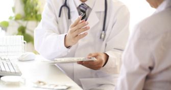 Vorhautverengung: Symptome und Behandlung der Phimose | apomio Gesundheitsblog