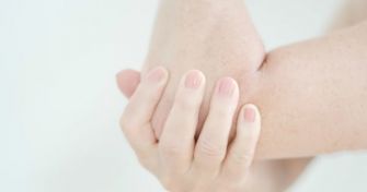 Schleimbeutelentzündung: Wenn Gelenke schmerzen | apomio Gesundheitsblog