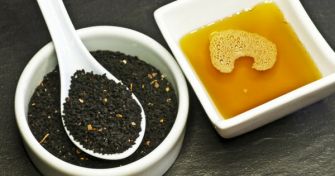 Schwarzkümmelöl: „Wundermittel“ oder einfach nur ein gesundes Geschenk der Natur? | apomio Gesundheitsblog
