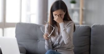 Wenn trockene Augen zur Krankheit werden! | apomio Gesundheitsblog