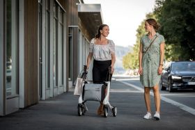 Leichtgewichtrollator Carbon Topro Pegasus günstig im Preisvergleich